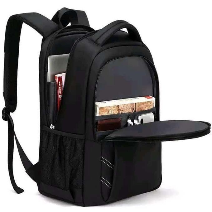 Anti-thefty Laptop Bag Water Proof Material Durable And Strong Material It Has Multiple Colours Extremely Durable 18 inch It's Black In Colour